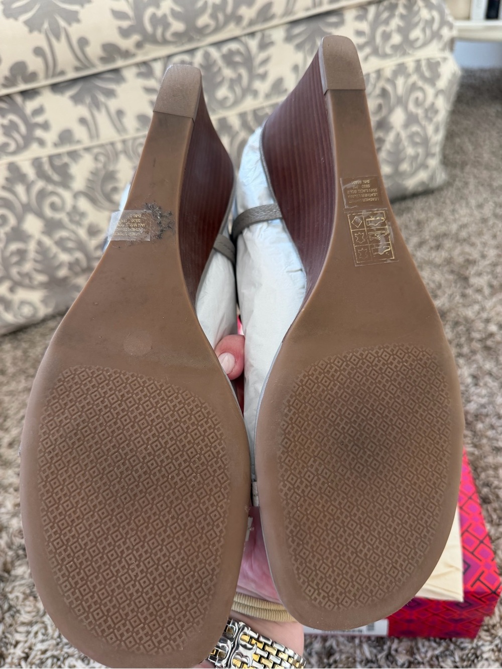 Tory Burch Taupe Miller T-Strap Leather Sandals - Picture 6 of 6
